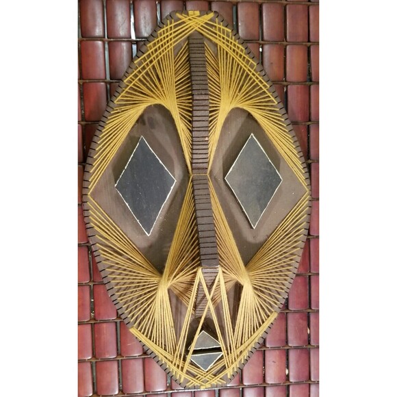 Vintage Midcentury String Art 3D African Tribal Mask Wall Art 18.5"x12.25"x4.75" - Picture 1 of 5